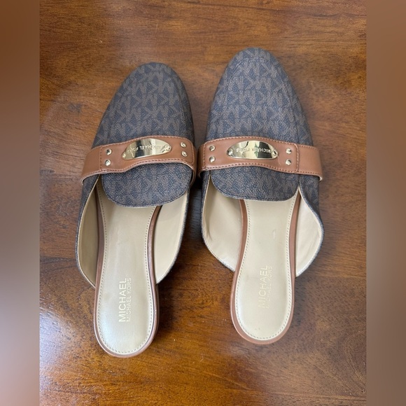 Michael Kors Brown Leather Mules with Minimalist Design - Picture 1 of 6